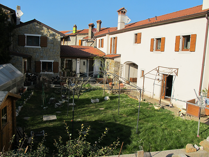 Casa indipendente in Vendita a Draga Sant’elia San Dorligo Della Valle (TS) – rif. V1601