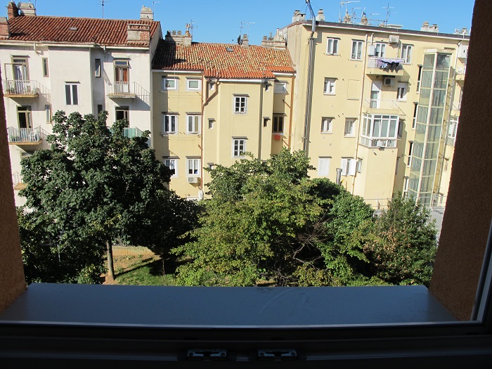 finestra camera